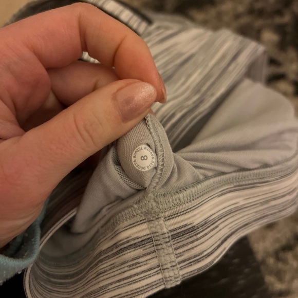 Lululemon Energy Bra Size 8 New - Picture 2 of 2